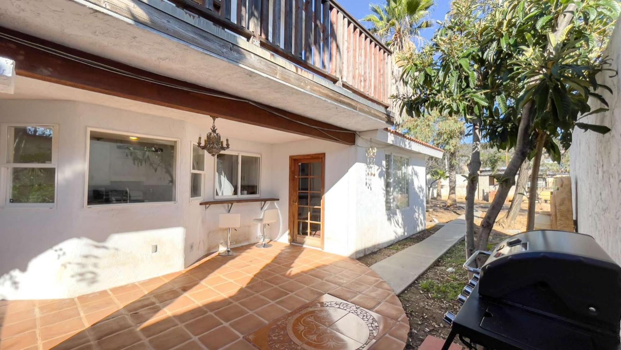 Private Home On 10 Acres - Heated Salt Pool & Jacuzzi, Mountain & City Views, Horseshoes, Basketball, Bbq, Golf Putting, Foosball, Croquet, Bose Stereo, White Cotton Bedding - Hilltop Hacienda, Pool Heat Optional Jamul Buitenkant foto