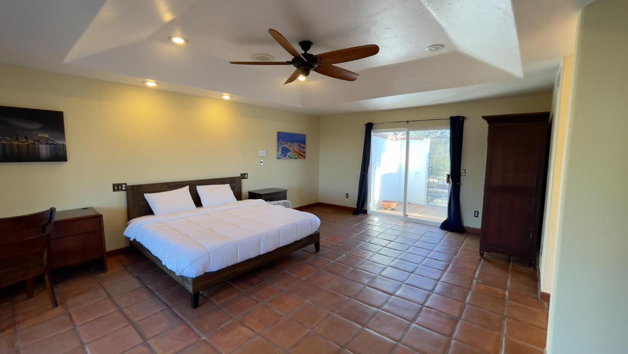 Private Home On 10 Acres - Heated Salt Pool & Jacuzzi, Mountain & City Views, Horseshoes, Basketball, Bbq, Golf Putting, Foosball, Croquet, Bose Stereo, White Cotton Bedding - Hilltop Hacienda, Pool Heat Optional Jamul Buitenkant foto