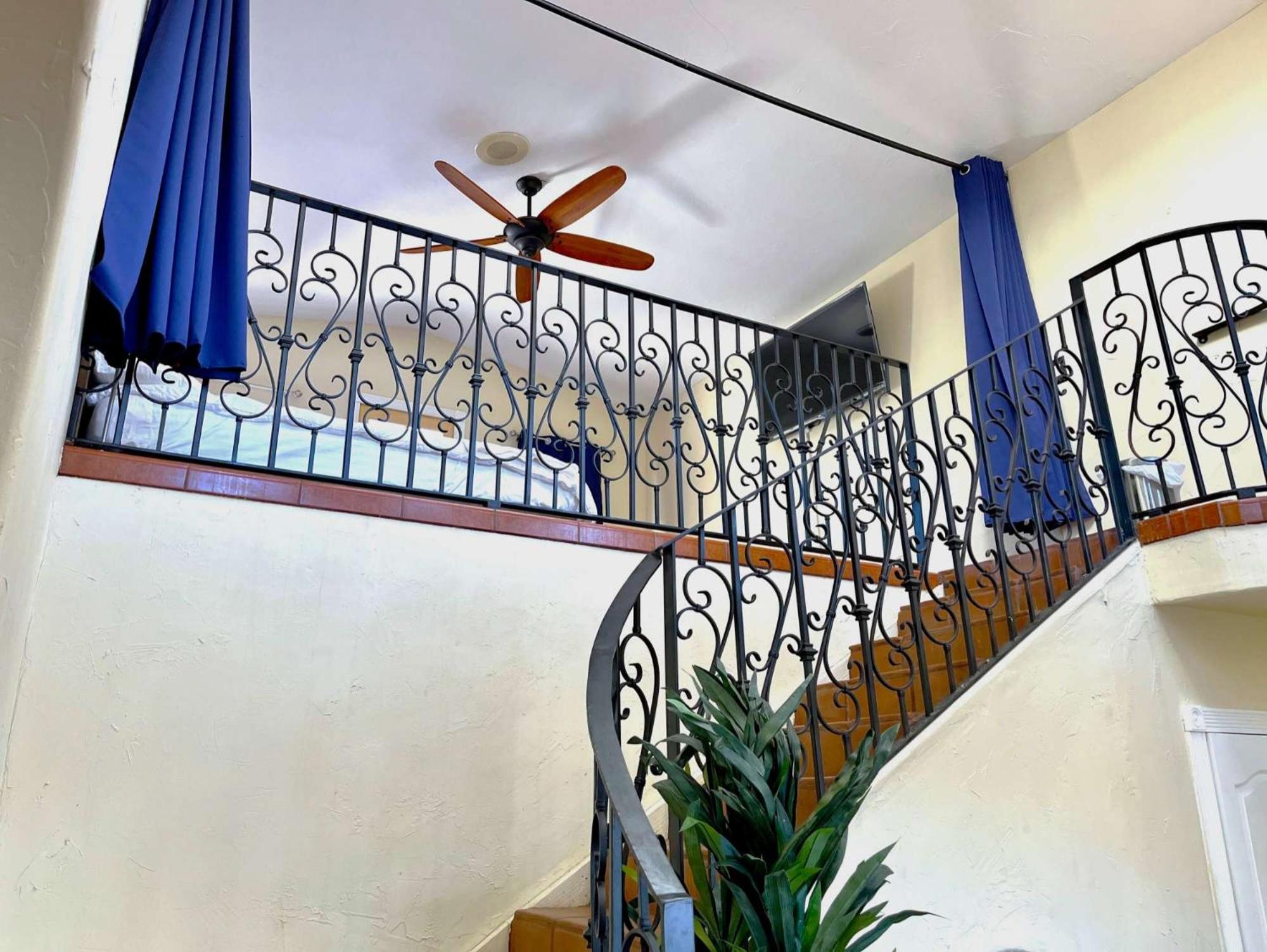 Private Home On 10 Acres - Heated Salt Pool & Jacuzzi, Mountain & City Views, Horseshoes, Basketball, Bbq, Golf Putting, Foosball, Croquet, Bose Stereo, White Cotton Bedding - Hilltop Hacienda, Pool Heat Optional Jamul Buitenkant foto