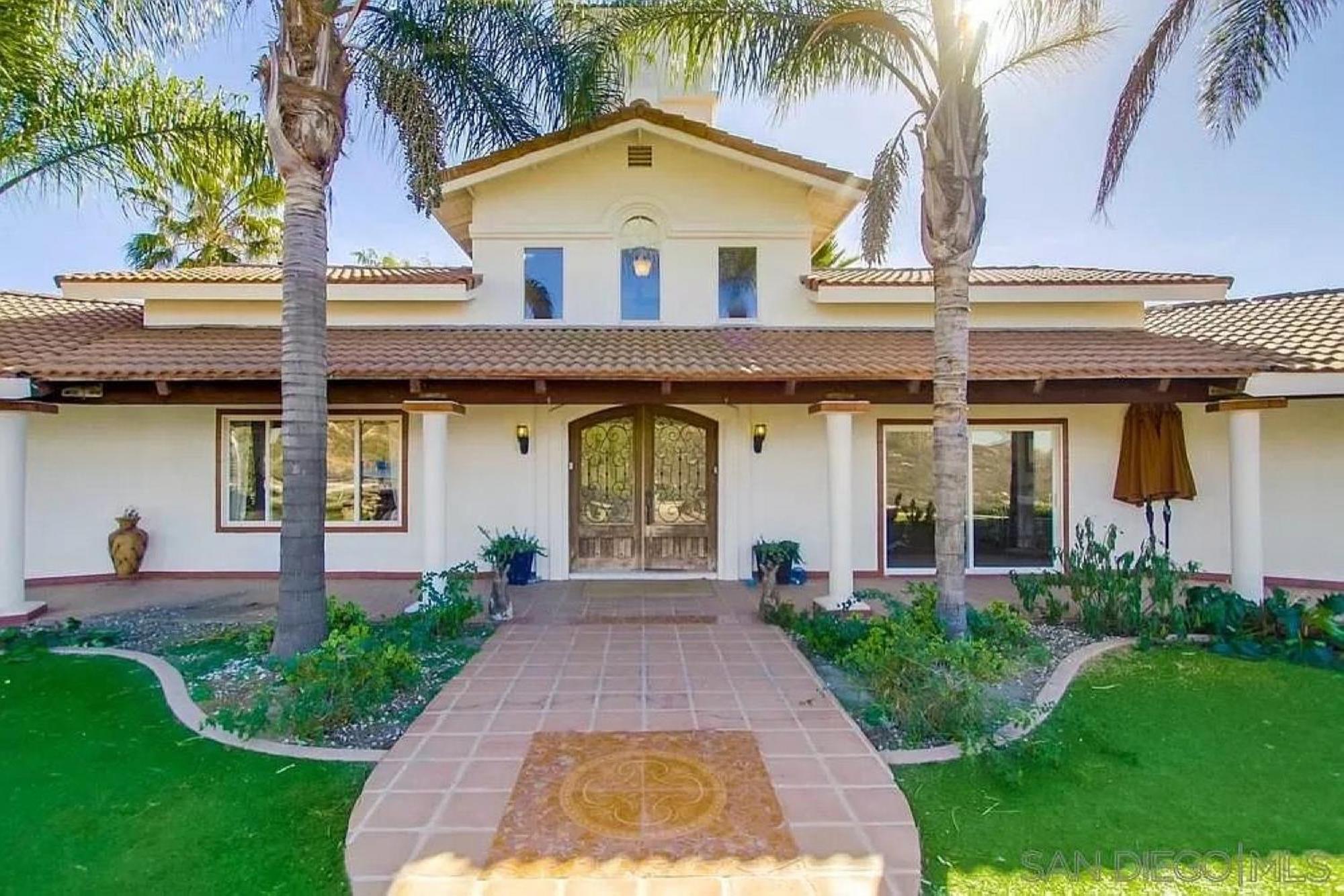 Private Home On 10 Acres - Heated Salt Pool & Jacuzzi, Mountain & City Views, Horseshoes, Basketball, Bbq, Golf Putting, Foosball, Croquet, Bose Stereo, White Cotton Bedding - Hilltop Hacienda, Pool Heat Optional Jamul Buitenkant foto